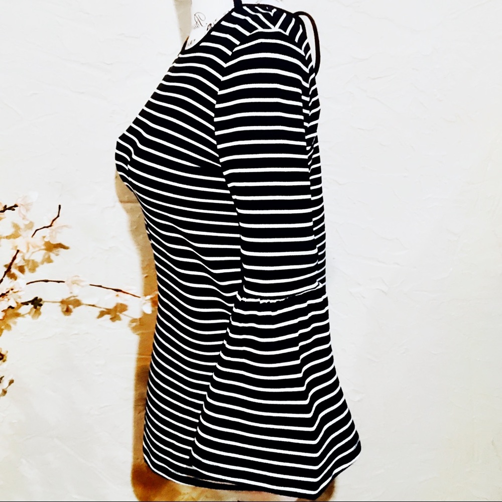 Kensie Black & White Striped Top NWT - Picture 4 of 8
